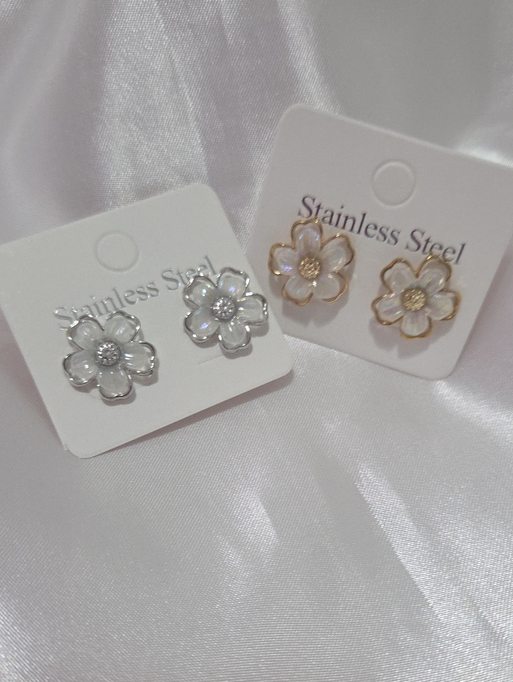 18k Gold Plated White Flower Stud Earrings - Silver and Gold